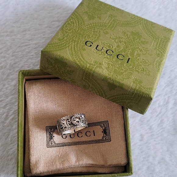 Authentic Gucci Garden Sliver Oxidised Buckle Ring With interlocking G LOGO - Picture 2 of 16